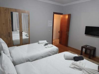 Royal Garden Suite - 65