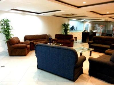 Green Palace - 1