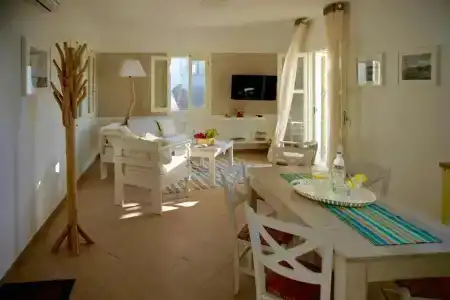 Alta Vista Naxos - 76
