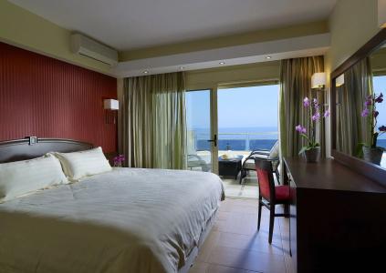 Macaris Suites & Spa - 3