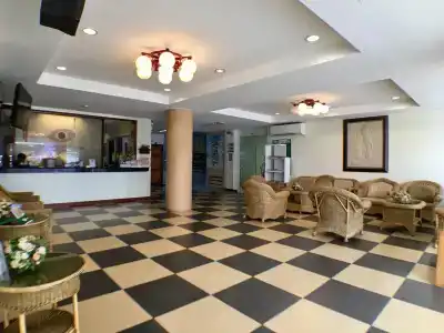 Trat Center - 1