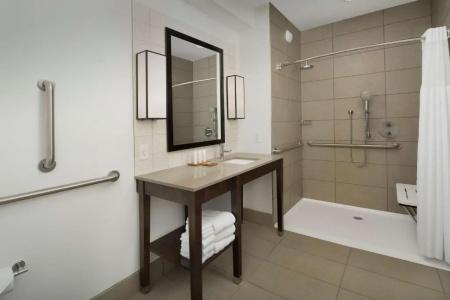 Country Inn & Suites by Radisson, Seattle-Tacoma International Airport, WA - 56