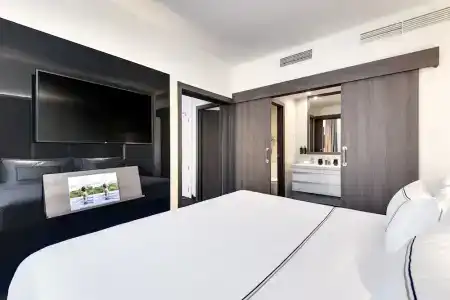 Melia Madrid Serrano - 73