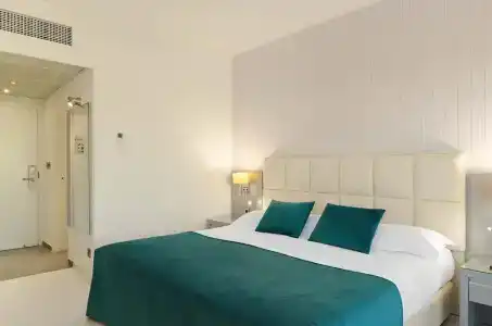 St George Spa & Beach Resort - 69