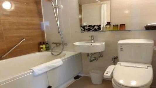 Oriental Suites Airport Osaka Rinku - 8