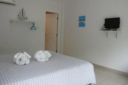 Charlie's Bungalows - 1