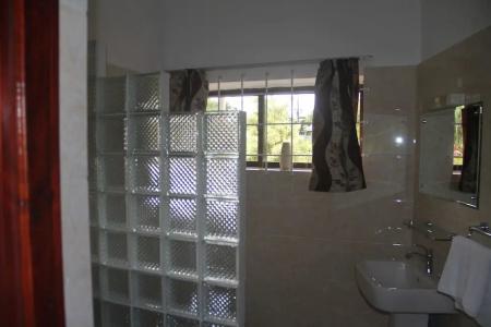 Daniella's Bungalows - 6