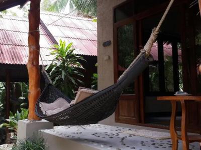 Dolphin Bungalows - 9