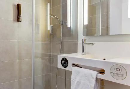 b&b hôTel Reims Croix Blandin - 29
