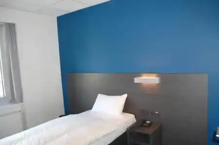 Antwerp Harbour - 32