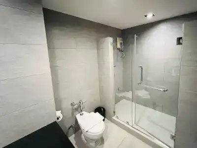 14 Place - 80