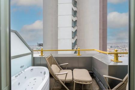 Ramada by Wyndham Istanbul Pera - 89