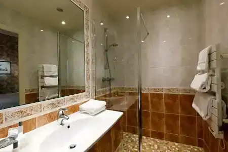 Best Western Premier Grand Monarque & Spa - 51