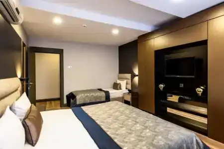 A Palace Suites - 165