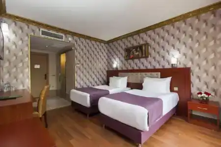 Alrazi Florya - 28
