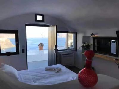 Pearl of Caldera Oia - Boutique by Pearl Collection - 153