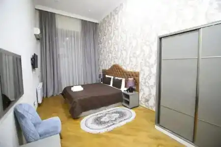 Mirror - 11