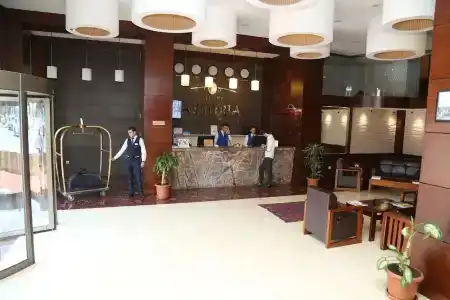 Astoria - 40