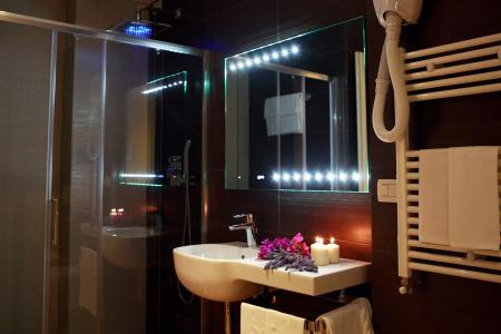 Colonne - Alihotels - 10