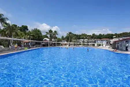 Lykia Botanika Beach Fun & Club - 12