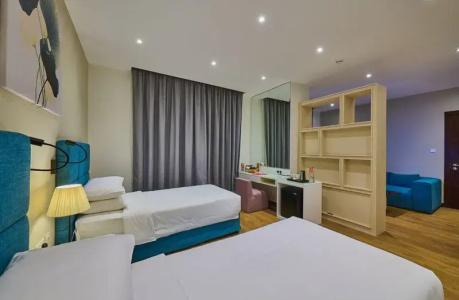 Ramada and Suites by Wyndham Dubai JBR - 37