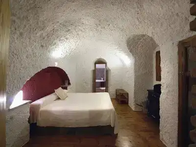 Casas Cueva La Tala - 61