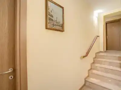 Top Floor Navona - 8