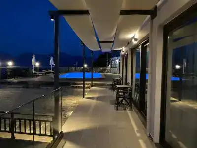 Ostria - 5