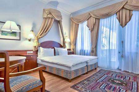 Corso am Graben - 45