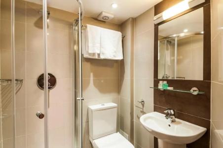 The Castleton - 41