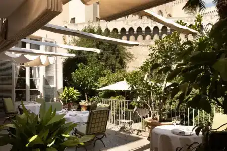 La Mirande - 17