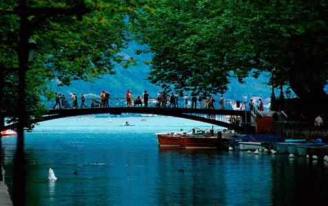 ibis Styles Annecy Centre Gare - 16