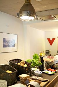 V-Hotel - 11