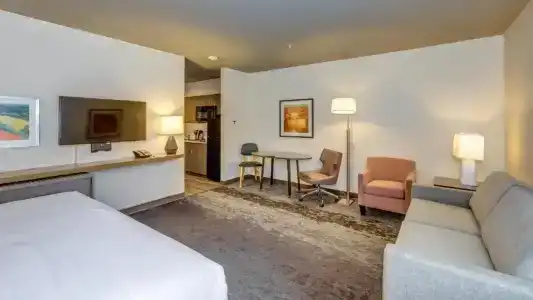 Holiday Inn, An Ihg - 79