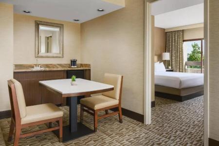 Hilton Phoenix Airport - 69