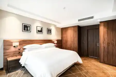 Sheraton - 119
