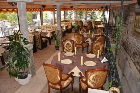 Boutique Boris Palace & Restaurant - 17