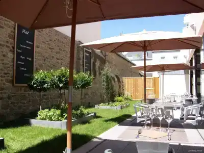Best Western Plus Hôtel Vannes Centre Ville - 28