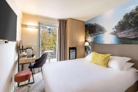 Sure by Best Western Coeur De Cassis - 52