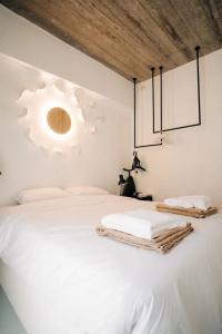 Mesanto Luxury Suites - 89