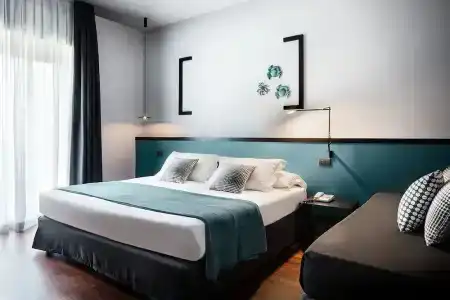 Globus, Sure Hotel Collection by Best Western - 100