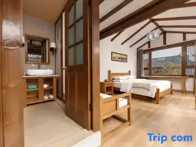Lijiang Village House - 37