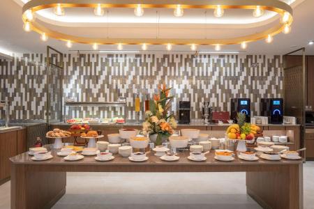 Doubletree By Hilton Center - 23