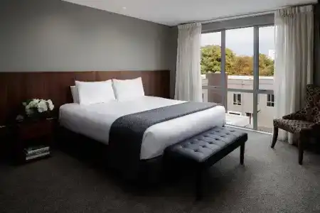 Rydges Latimer - 66