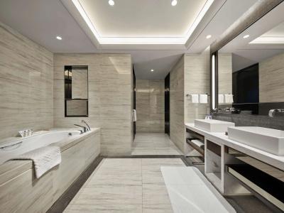 Hilton Shenzhen Shekou Nanhai - 11