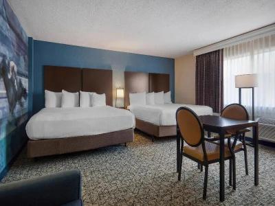 Best Western Winners Circle - 136