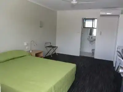Urangan Motor Inn - 42