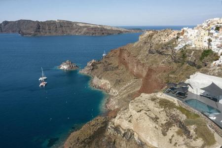 Pearl of Caldera Oia - Boutique by Pearl Collection - 44