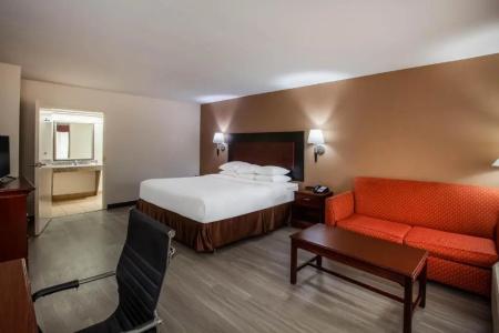 Days Inn & Suites by Wyndham - 22