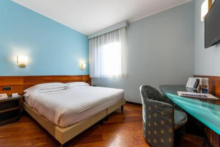 Mirage Sure Hotel Collection by Best Western - 13